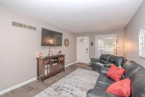 107 Maplegrove Grv, Clawson, MI 48017 photo 19