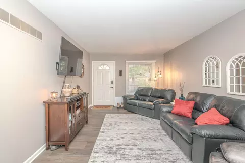 107 Maplegrove Grv, Clawson, MI 48017 photo 20
