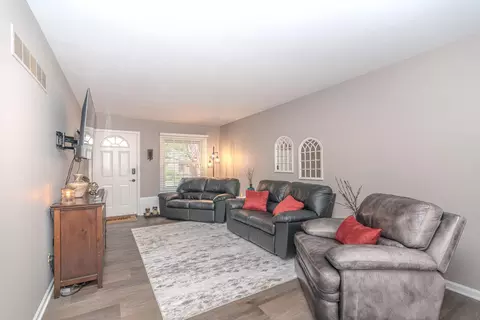 107 Maplegrove Grv, Clawson, MI 48017 photo 22