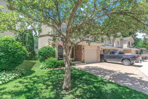 107 Maplegrove Grv, Clawson, MI 48017 photo 6