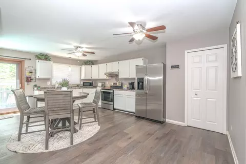 107 Maplegrove Grv, Clawson, MI 48017 photo 23