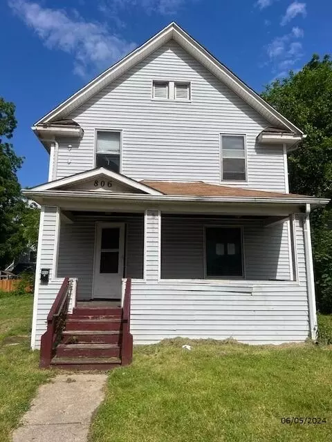 806 Hawley St, Kalamazoo, MI 49007