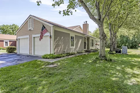 4958 Winter Place Pl, Jackson, MI 49201
