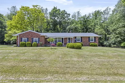 3370 Allston Dr, Jackson, MI 49201