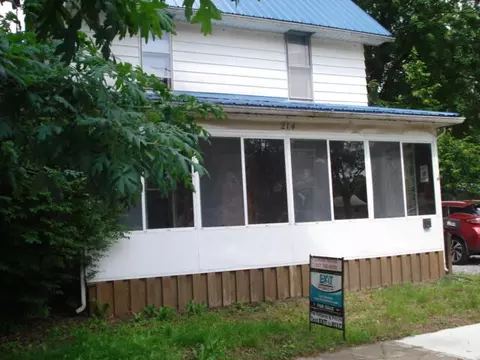 214 S East St, Morenci, MI 49256