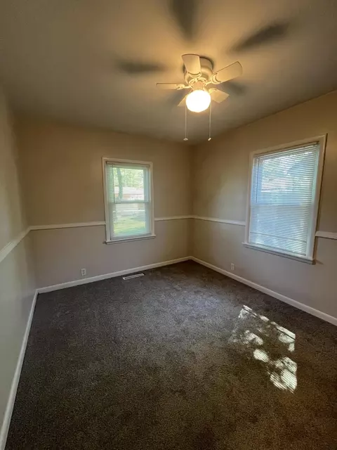209 E Lewis St, Whitehall, MI 49461 photo 18