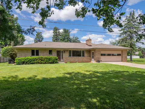 11836 Oakland Dr, Schoolcraft, MI 49087