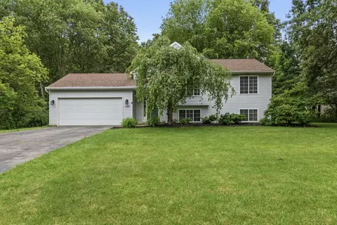 122 Timmer Dr, Sparta, MI 49345