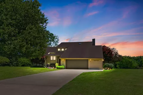 10767 Meadowbrook Ct, Berrien Springs, MI 49103