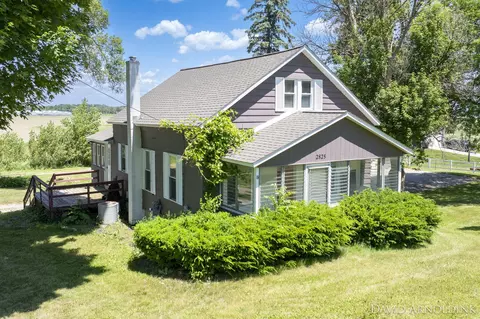2825 Barry St, Hudsonville, MI 49426