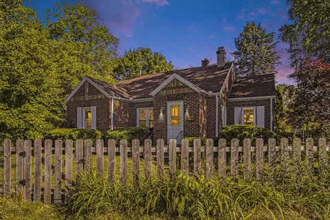 2119 Ida St, Kalamazoo, MI 49048