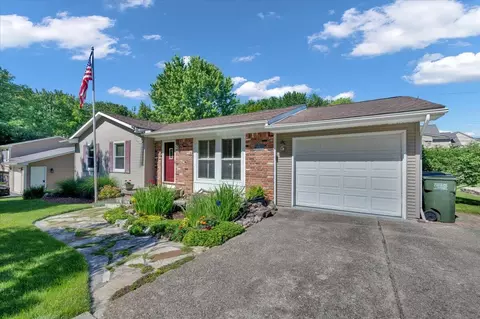 3744 Donley Ave, Rochester Hills, MI 48309