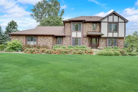 10244 Normandy Dr, Plymouth, MI 48170