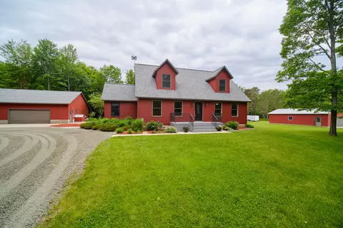 7529 N Quarterline Rd, Free Soil, MI 49411