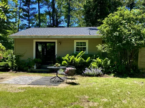 3441 64th St, Saugatuck, MI 49453