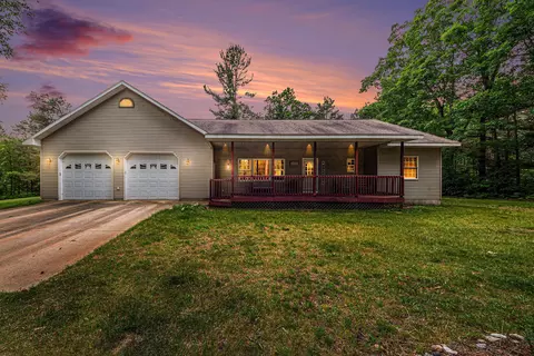 8930 W 14 Mile Rd, Bitely, MI 49309