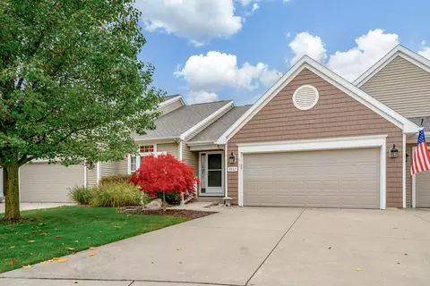 8862 Silver Oak Cv, Portage, MI 49024