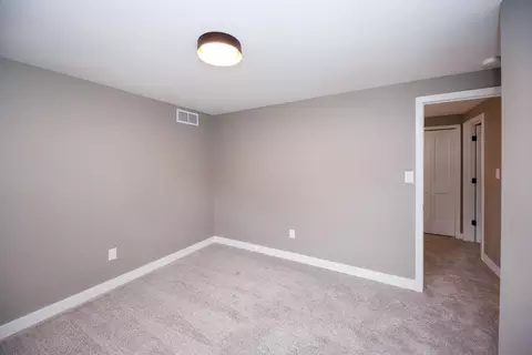 20404 Coachwood Rd, Riverview, MI 48193 photo 42