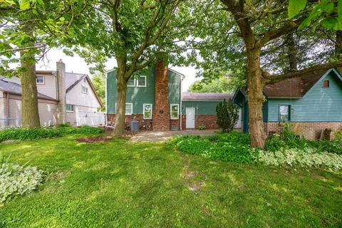 20404 Coachwood Rd, Riverview, MI 48193 photo 10