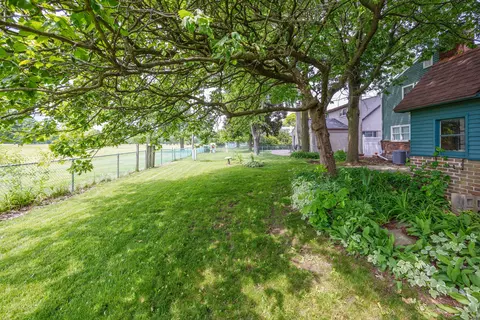 20404 Coachwood Rd, Riverview, MI 48193 photo 14