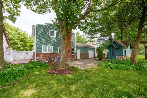 20404 Coachwood Rd, Riverview, MI 48193 photo 9