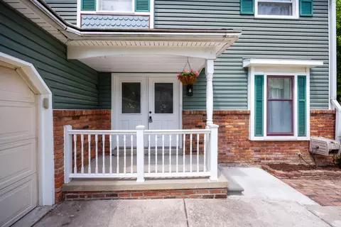 20404 Coachwood Rd, Riverview, MI 48193 photo 5