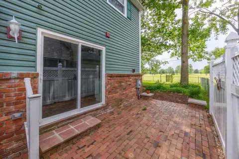 20404 Coachwood Rd, Riverview, MI 48193 photo 7