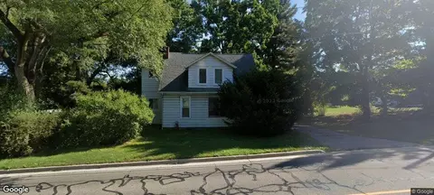 717 S Dettman Rd, Jackson, MI 49203