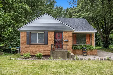 1403 Cobb Ave, Kalamazoo, MI 49007