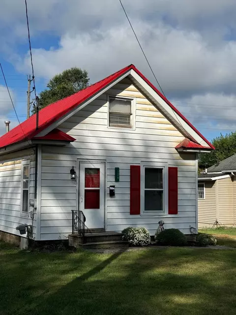 126 Willow St, Jackson, MI 49202