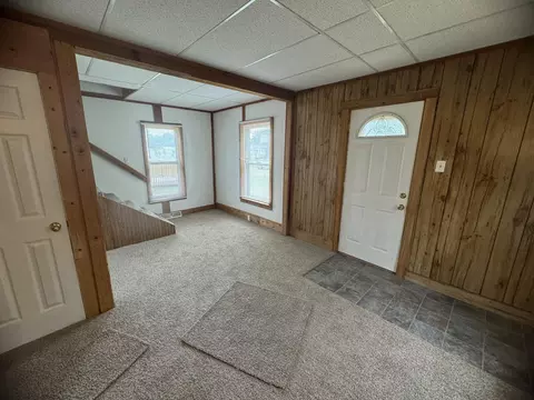 126 Willow St, Jackson, MI 49202 photo 4