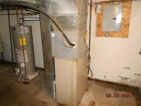 634 Upton Ave, Battle Creek, MI 49015 photo 16