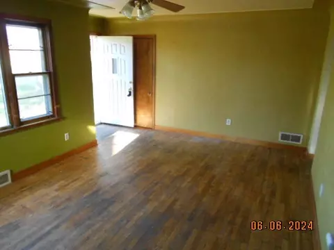 634 Upton Ave, Battle Creek, MI 49015 photo 7