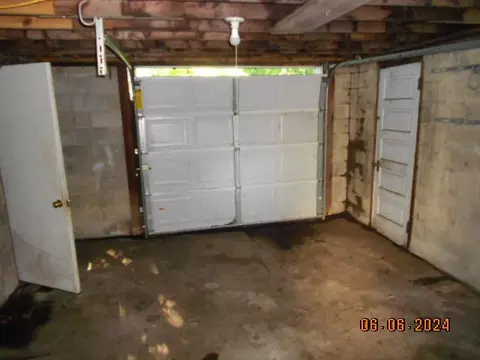 634 Upton Ave, Battle Creek, MI 49015 photo 17