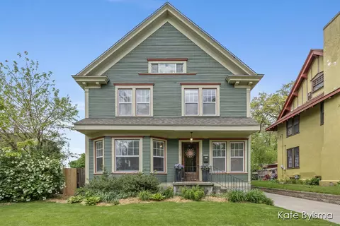 355 Auburn Ave SE, Grand Rapids, MI 49506
