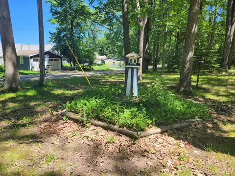 2121 Wolf Lake Dr, Baldwin, MI 49304 photo 18
