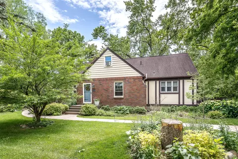 2701 Dexter Rd, Ann Arbor, MI 48103