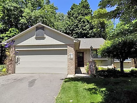 2029 August Ct SE, Grand Rapids, MI 49508