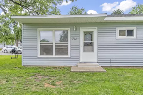 703 19th St, Jackson, MI 49203 photo 2