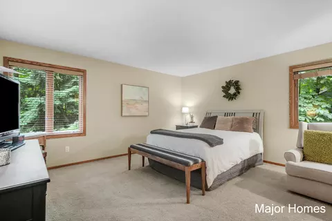 7758 Stonehaven Dr SE, Ada, MI 49301 photo 21