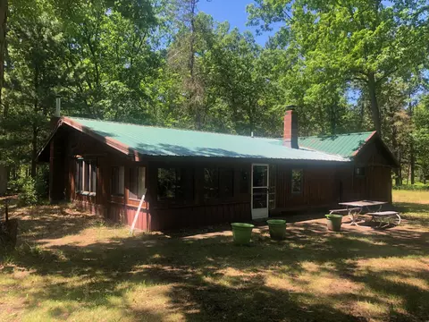 11591 N Campbell Rd, Manistee, MI 49660
