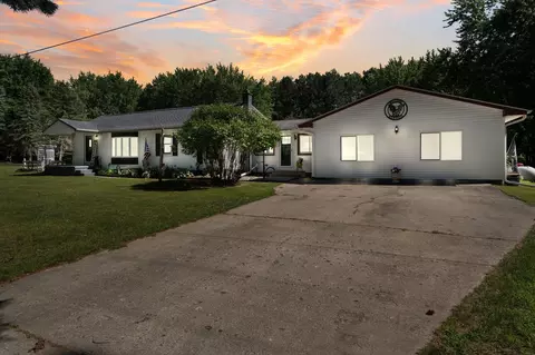 12101 Pope Church Rd, Springport, MI 49284