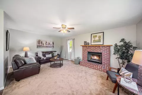 1072 Heritage Dr, Saline, MI 48176 photo 14