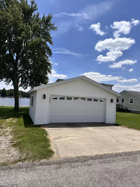 357-359 Plank Rd, Hudson, MI 49247 photo 8