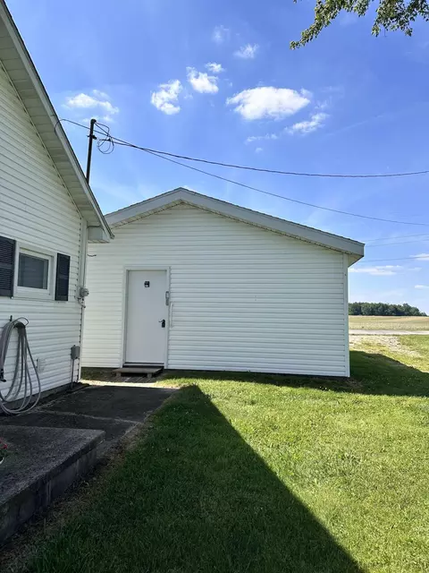 357-359 Plank Rd, Hudson, MI 49247 photo 7