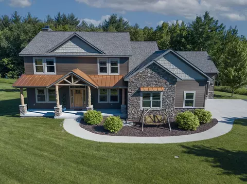 575 S Orr Rd, Hemlock, MI 48626