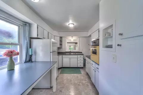 2719 Hillcrest Blvd, Jackson, MI 49203 photo 8