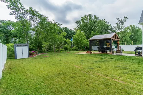 882 Henning St, Dundee, MI 48131 photo 26