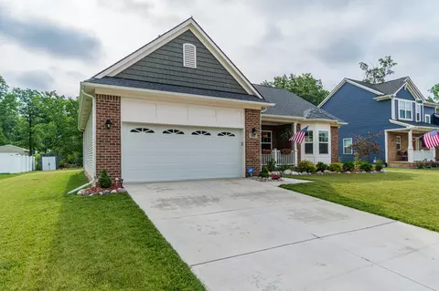 882 Henning St, Dundee, MI 48131 photo 3