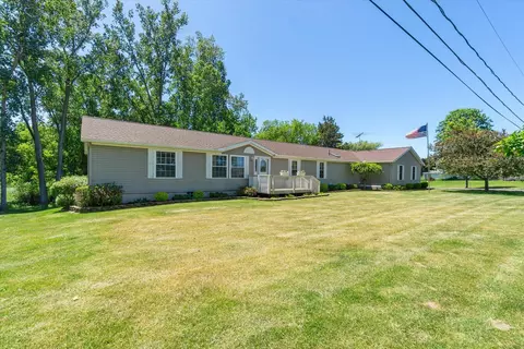 7596 Eldred Rd, Crystal, MI 48818 photo 2